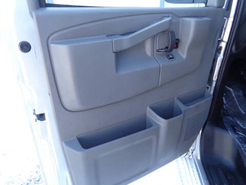 2017 Chevrolet Express LT 3500