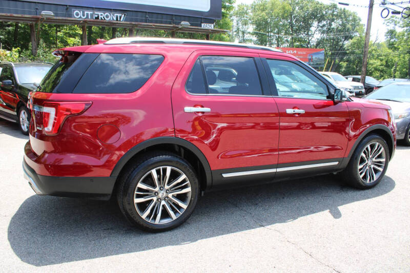 2017 Ford Explorer Platinum