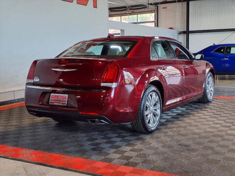 2018 Chrysler 300 Touring