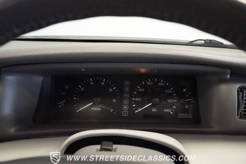 1997 Lincoln Mark VIII