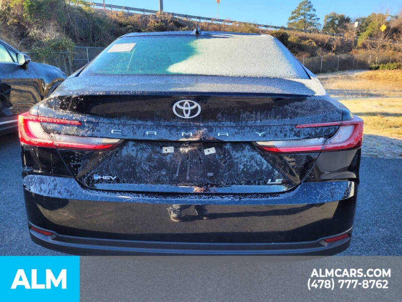 2025 Toyota Camry LE