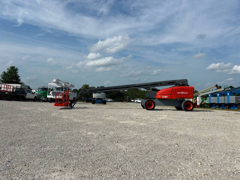 2016 Skyjack 86' Manlift