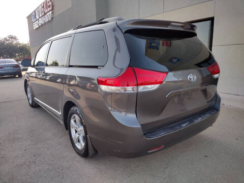 2013 Toyota Sienna