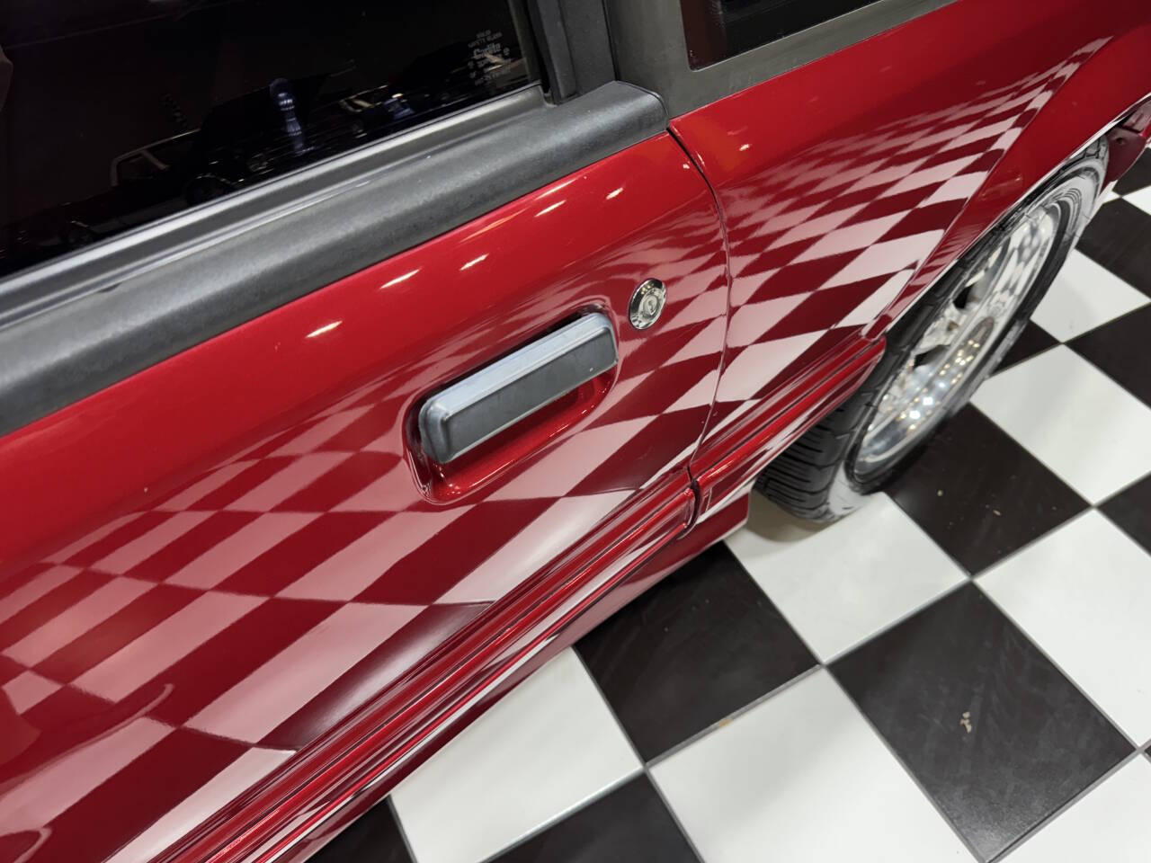 1991 Ford Mustang 39