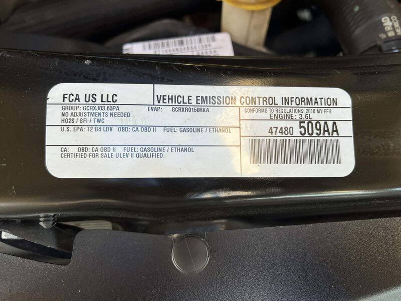 2016 Chrysler Town and Country Touring-L