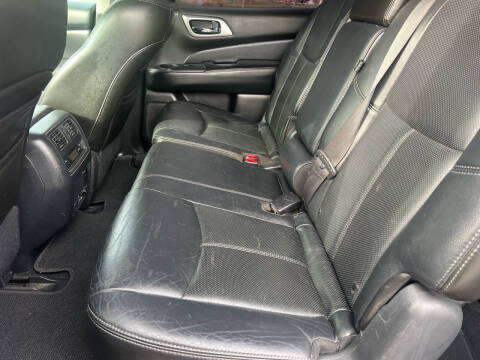 2013 Nissan Pathfinder Platinum