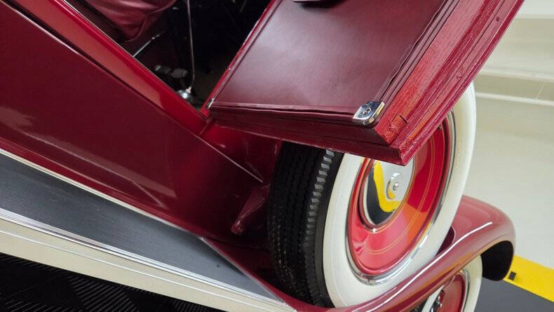 1929 Packard 633 Standard 8 Runabout