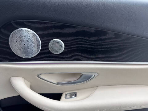 2019 Mercedes-Benz E-Class E 300