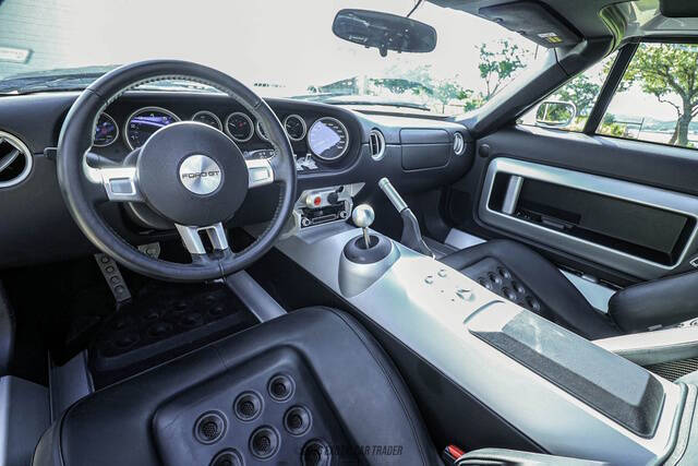 2005 Ford GT