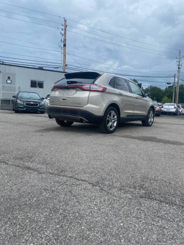 2017 Ford Edge Titanium