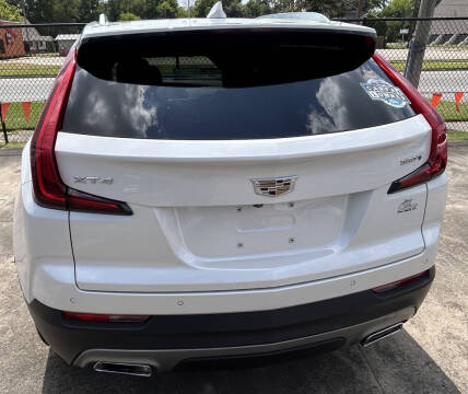 2020 Cadillac XT4 Premium Luxury