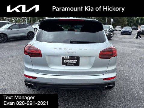 2017 Porsche Cayenne Platinum Edition