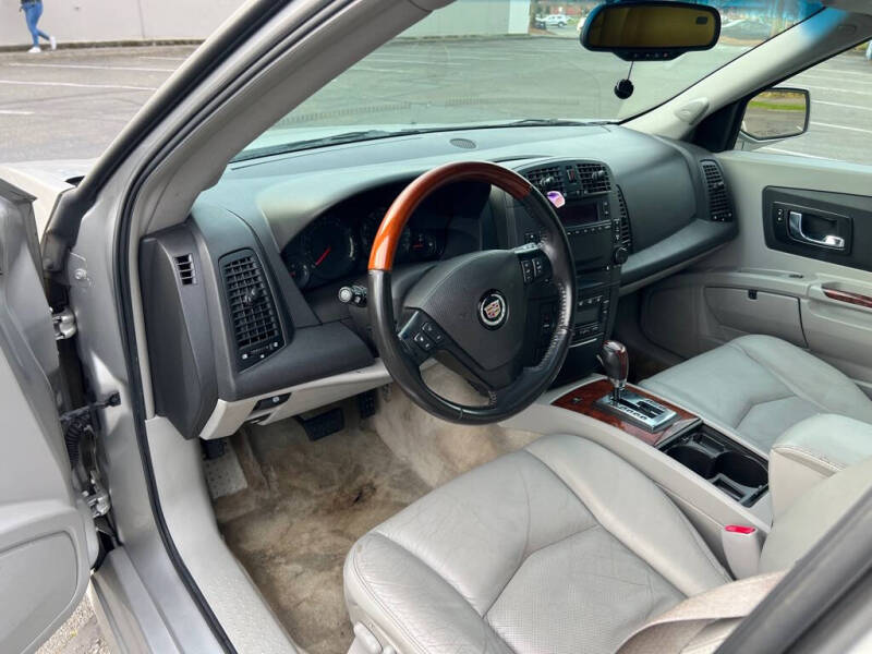 2004 Cadillac SRX