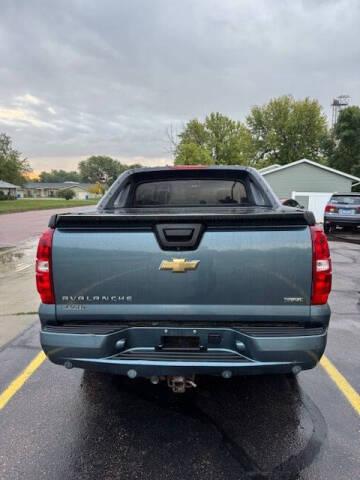 2008 Chevrolet Avalanche LS