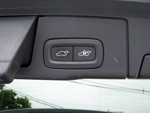 2023 Volvo XC60 B5 Core