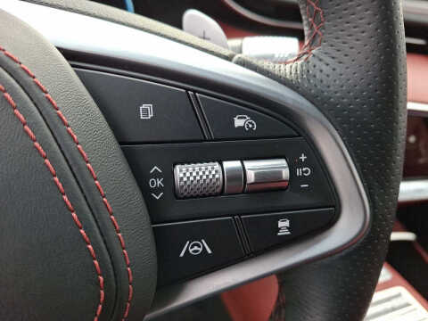 2023 Genesis GV70 2.5T Standard