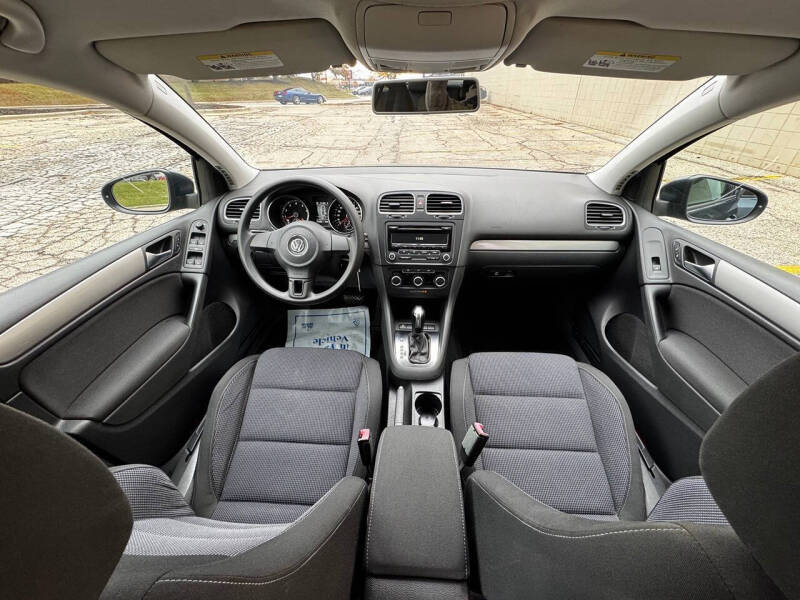 2014 Volkswagen Golf 2.5L PZEV