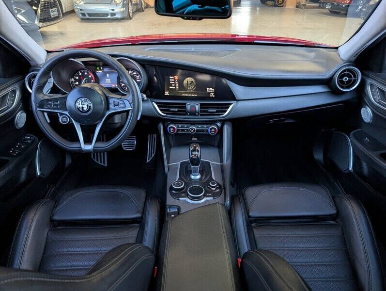 2019 Alfa Romeo Giulia Ti Sport