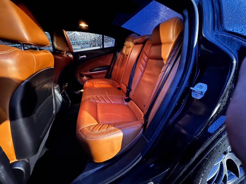 2016 Dodge Charger SRT 392