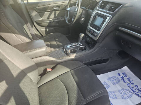 2013 GMC Acadia SLE-2