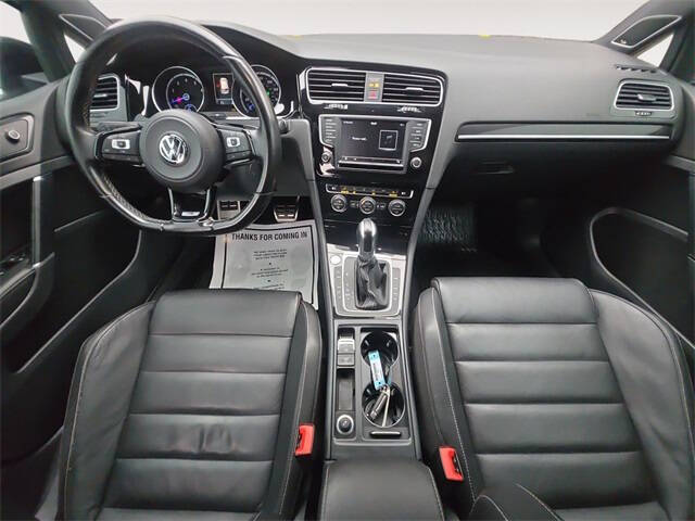 2017 Volkswagen Golf R 4Motion