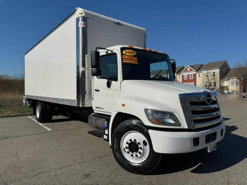 2020 Hino 268A