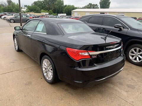 2011 Chrysler 200 Limited