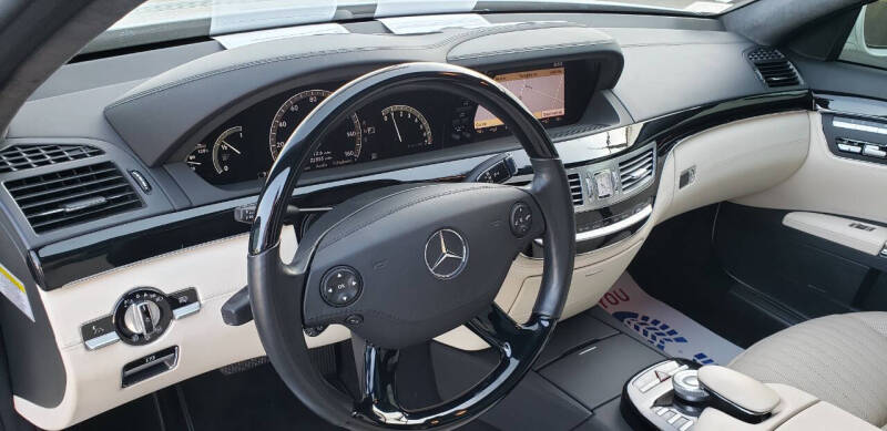 2007 Mercedes-Benz S-Class S 550