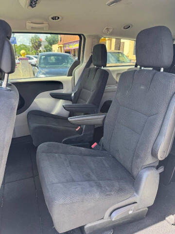 2016 Dodge Grand Caravan SE