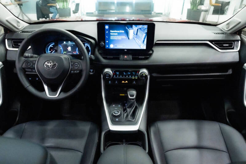 2023 Toyota RAV4 Hybrid XLE Premium