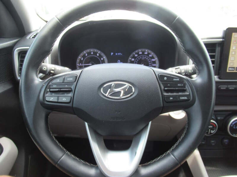 2020 Hyundai Venue SEL
