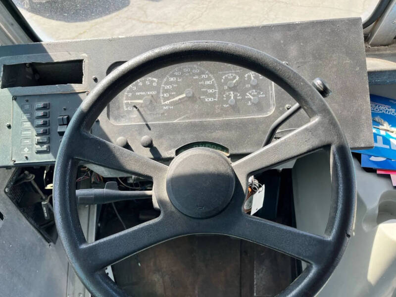 2000 Workhorse P42