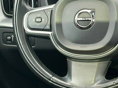 2018 Volvo XC60 T5 Momentum