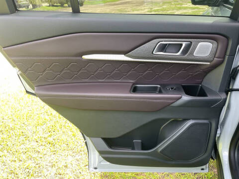 2025 Ford Explorer Platinum
