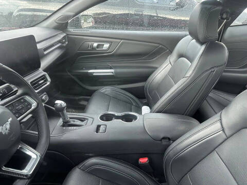 2025 Ford Mustang EcoBoost Premium