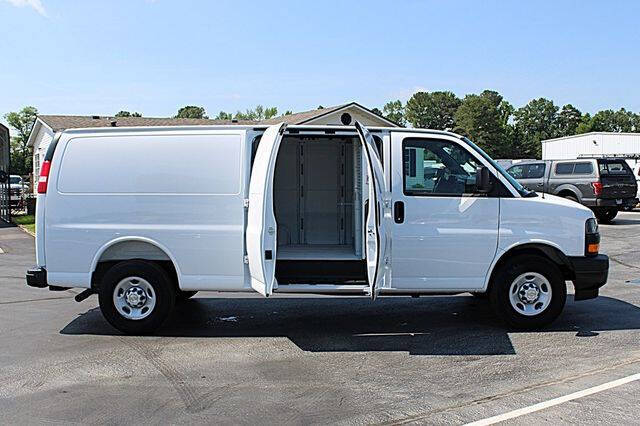 2025 Chevrolet Express 3500