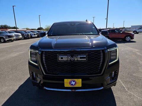 2023 GMC Yukon XL Denali Ultimate