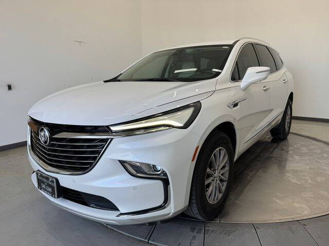 2024 Buick Enclave Essence