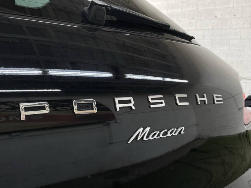 2018 Porsche Macan