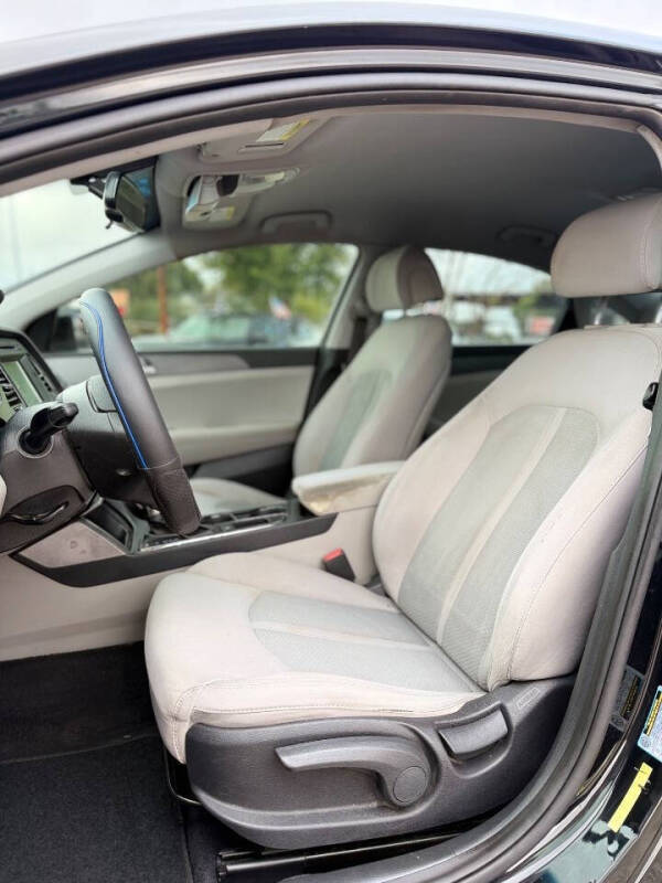 2016 Hyundai Sonata SE