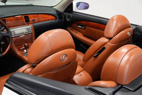 2005 Lexus SC 430
