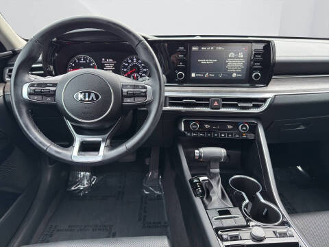 2021 Kia K5 EX