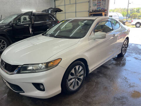 2015 Honda Accord for sale at PIONEER USED AUTOS & RV SALES in Lavalette WV