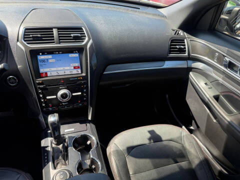 2018 Ford Explorer Sport