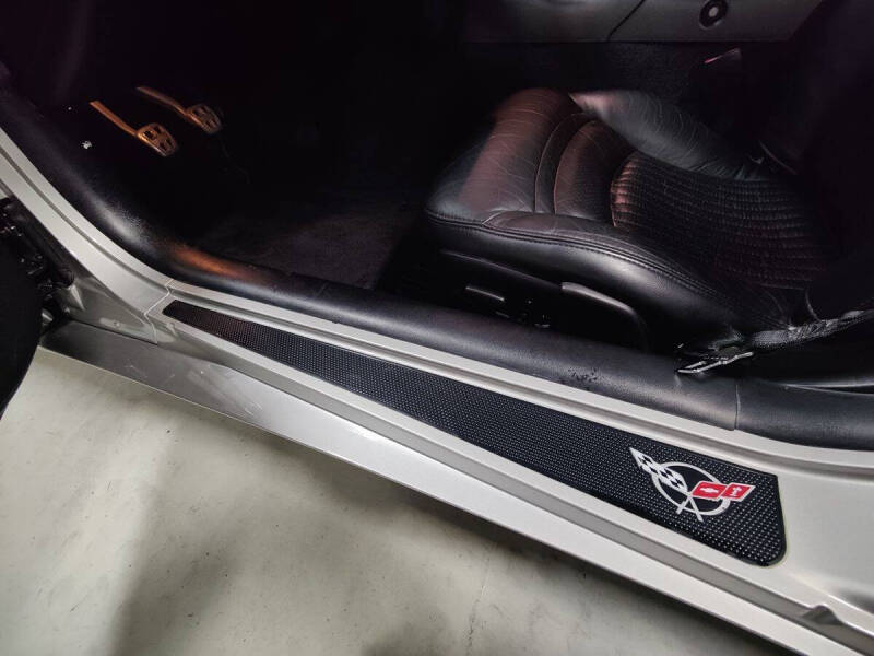 2004 Chevrolet Corvette