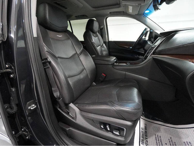 2019 Cadillac Escalade ESV Premium Luxury