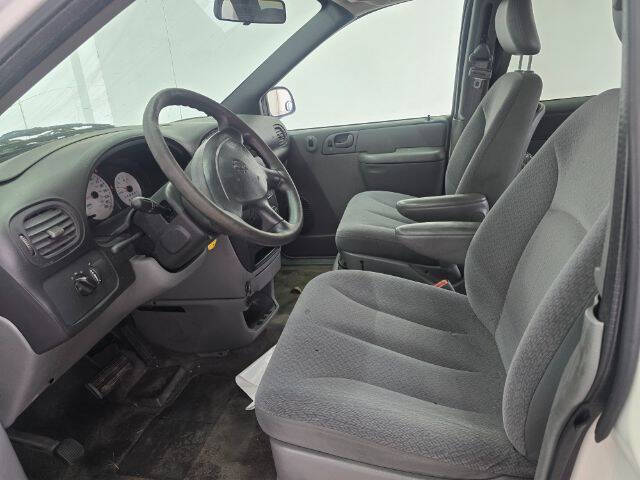 2004 Dodge Caravan SE