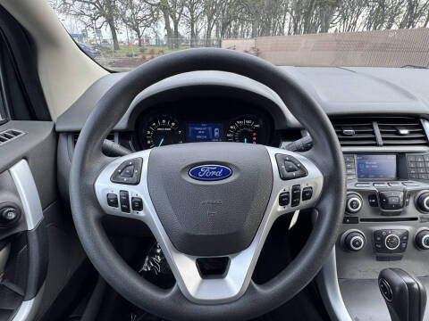 2014 Ford Edge SE