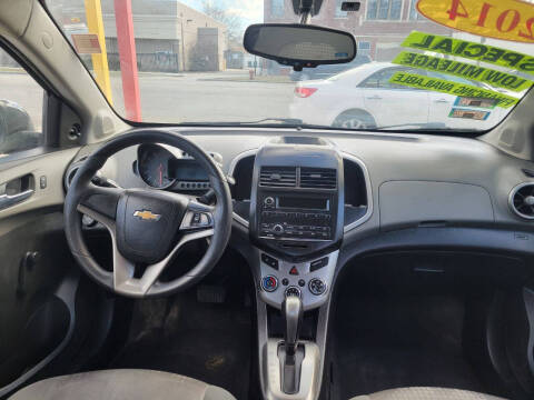 2014 Chevrolet Sonic LS Auto