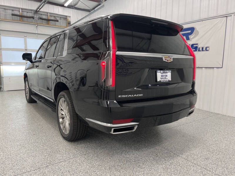 2022 Cadillac Escalade ESV Premium Luxury